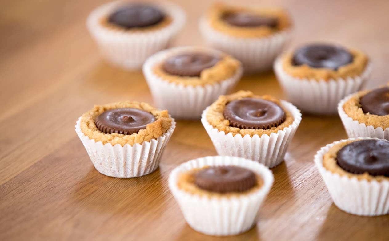 Peanut Butter and Chocolate Cookie Cups